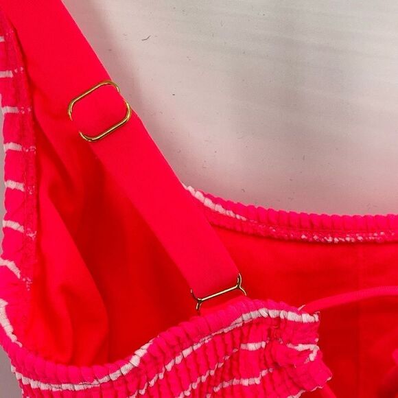 Xhilaration Womens Bikini Top Striped Textured Swimsuit Lined Hot Pink Medium - Picture 4 of 7